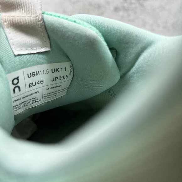 On Cloud Cloudsurfer Running Shoes - Men's Size 11.5 - Green - Picture 10 of 10